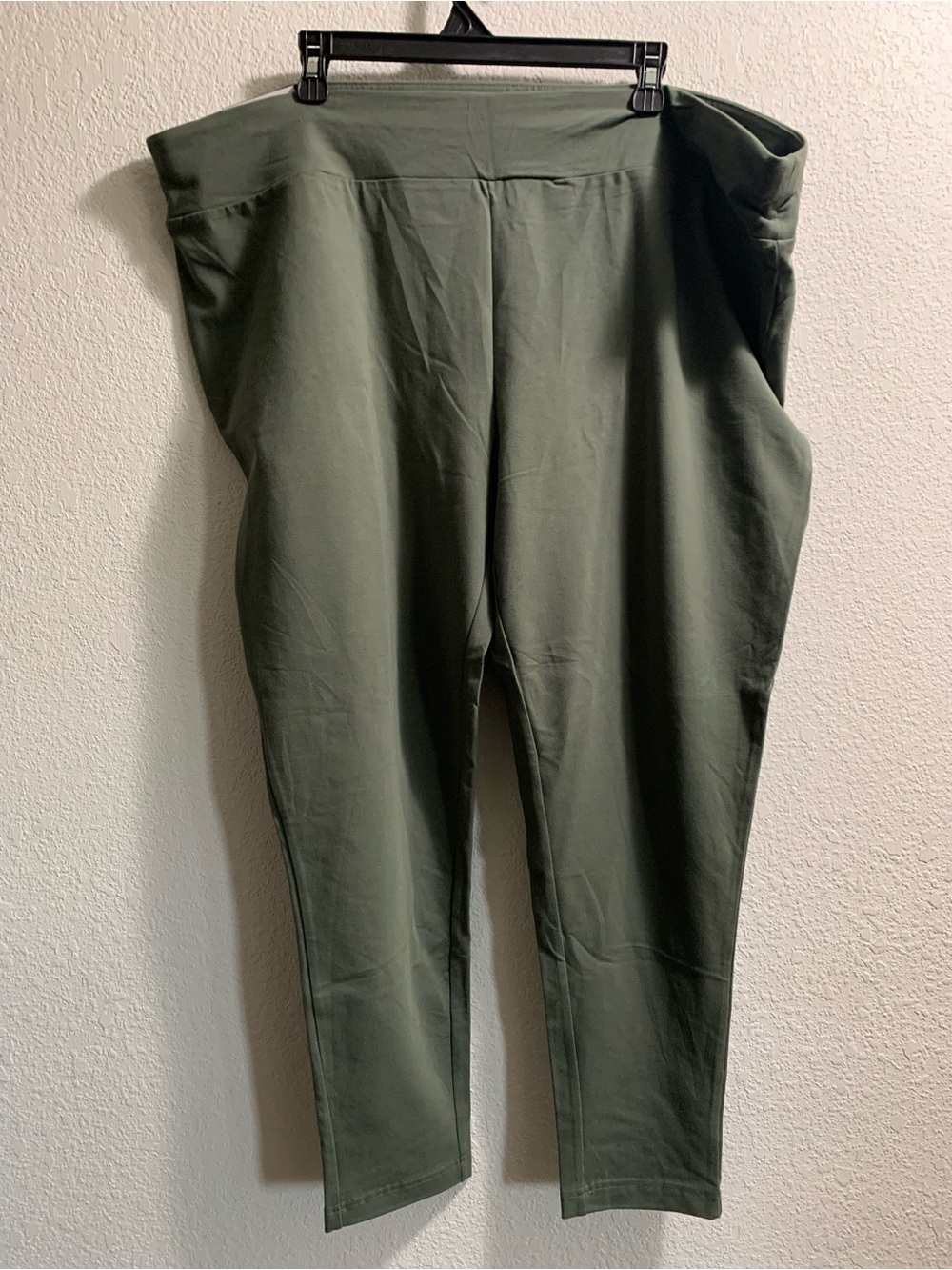 Olive Green High Rise Fitted Leggings